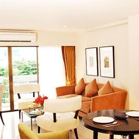 Ziniza The Boutique Service Apartment Бангкок Екстер'єр фото