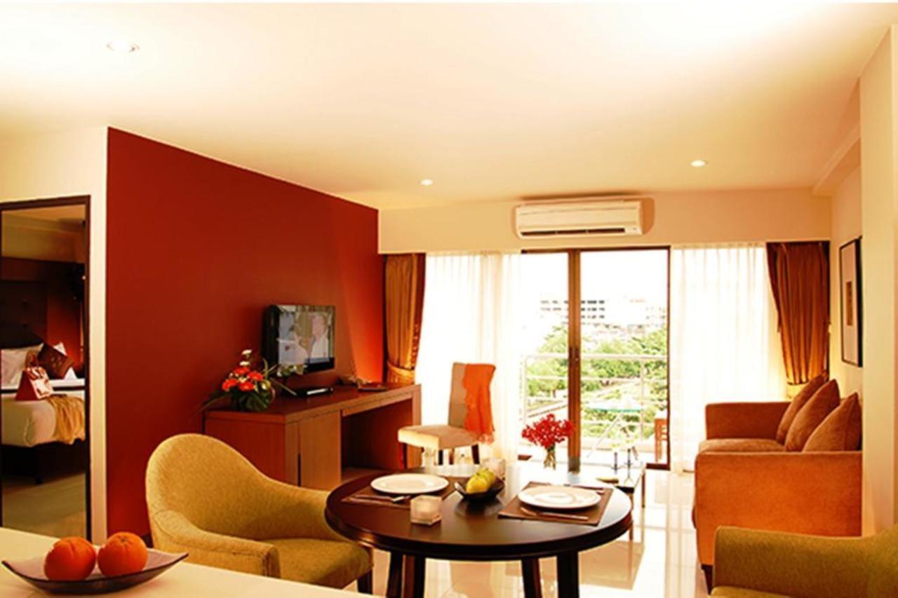 Ziniza The Boutique Service Apartment Бангкок Екстер'єр фото