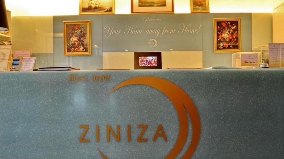 Ziniza The Boutique Service Apartment Бангкок Екстер'єр фото