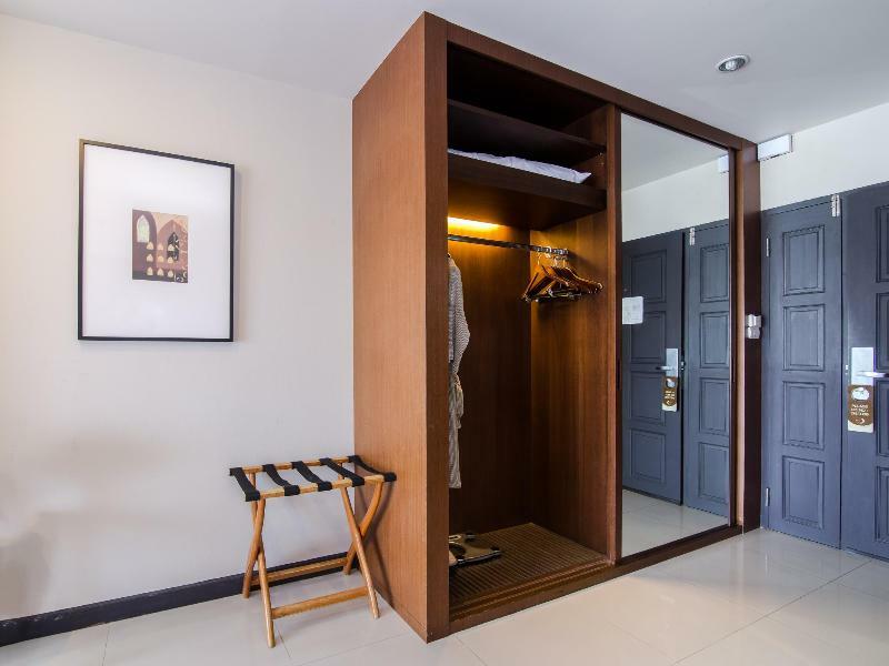 Ziniza The Boutique Service Apartment Бангкок Екстер'єр фото